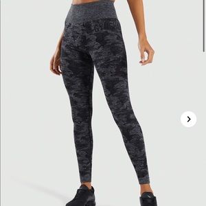 GYMSHARK CAMO SEAMLESS LEGGINGS